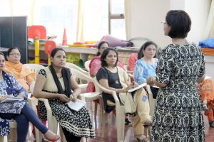 Delivering-Program-on-Efffective-Communication